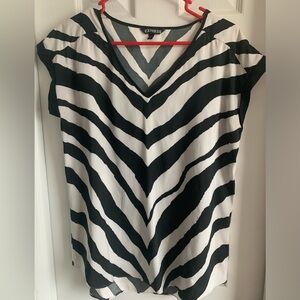 Express Zebra Print Short Sleeve Shirt Size Large